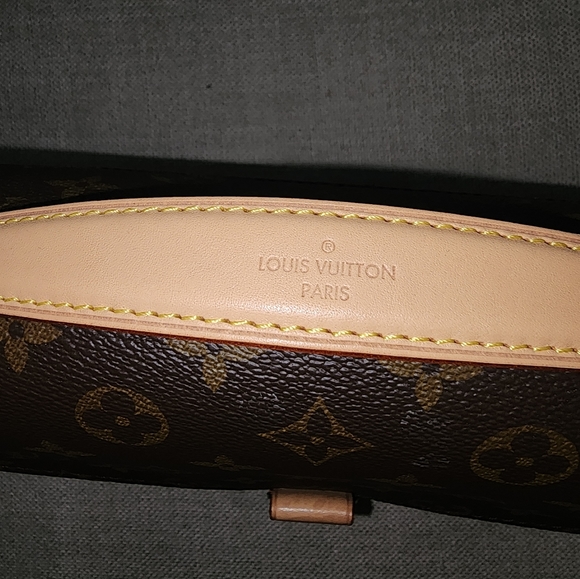 Louis Vuitton Pochette Metis - Picture 3 of 10